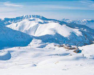 فندق Le Baite Di Alpiaz Montecampione Pian Camuno المظهر الخارجي الصورة