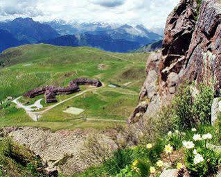 فندق Le Baite Di Alpiaz Montecampione Pian Camuno المظهر الخارجي الصورة